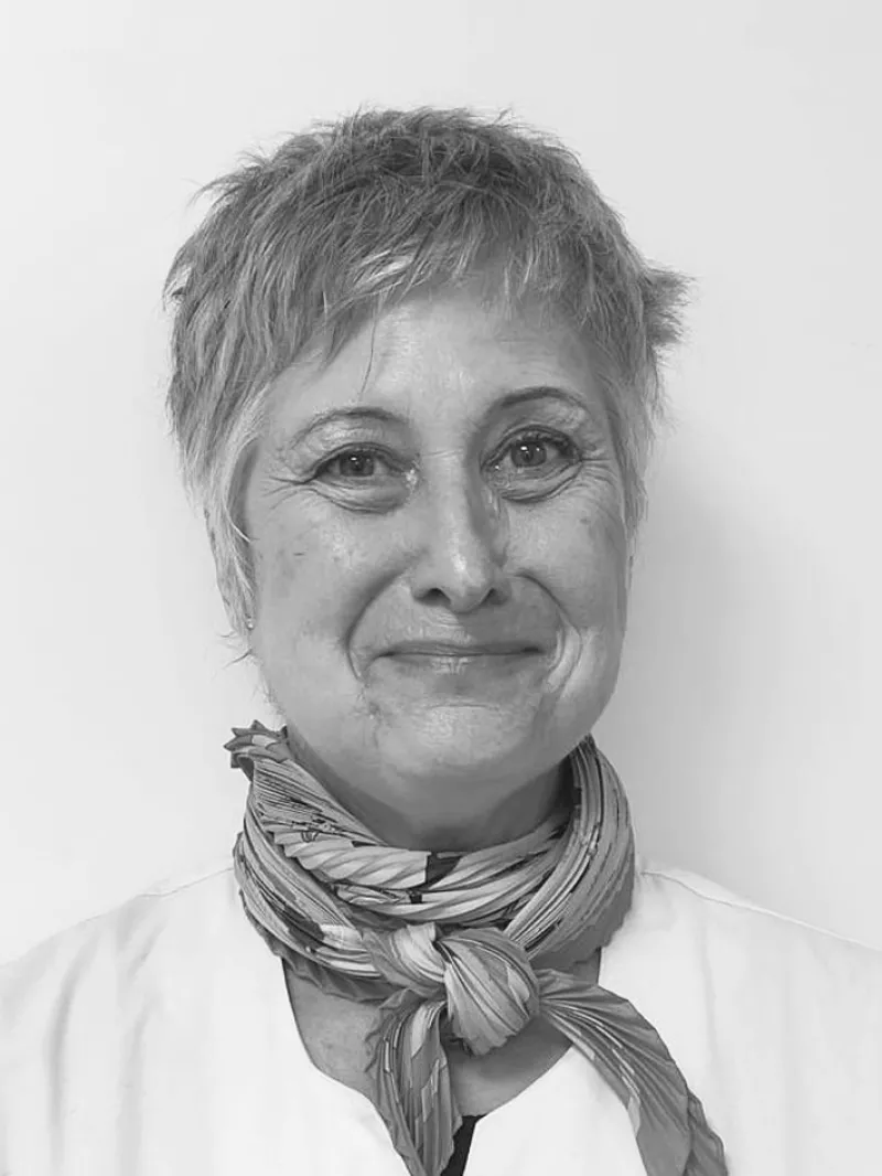 Pharmacie de Veyrier, Genève - Carine, Pharmacienne Responsable FPH